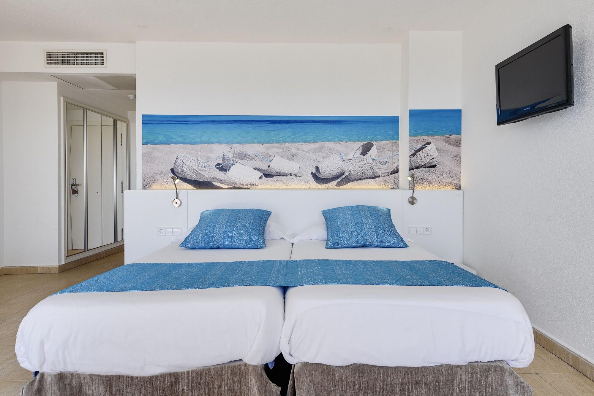 Aparthotel Tropic Garden Santa Eulària des Riu Kültér fotó