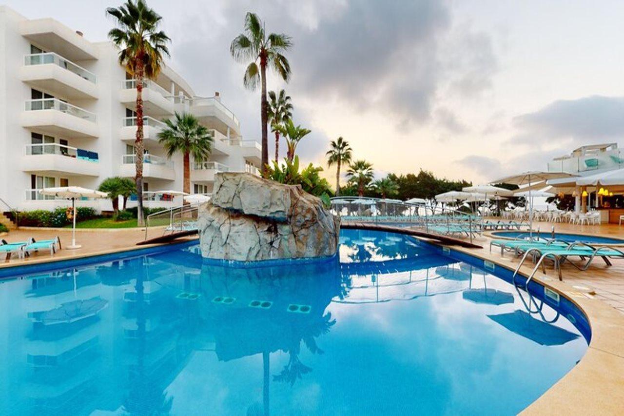 Aparthotel Tropic Garden Santa Eulària des Riu Kültér fotó