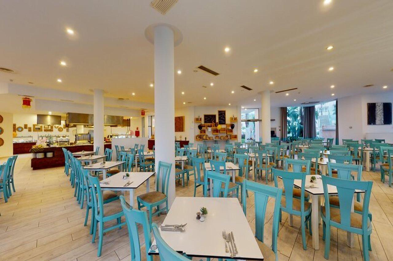 Aparthotel Tropic Garden Santa Eulària des Riu Kültér fotó