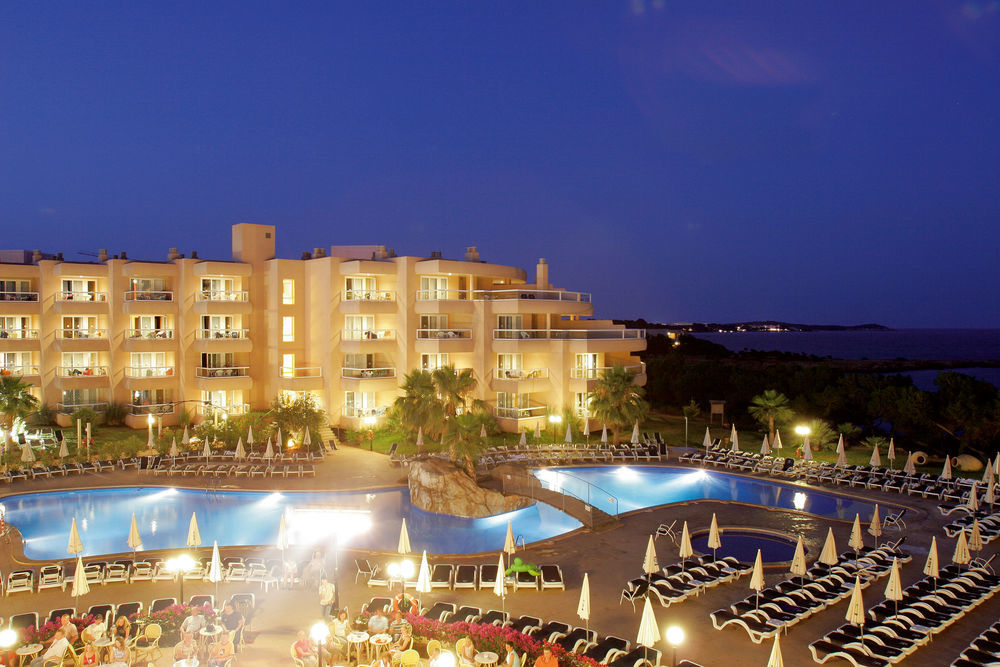Aparthotel Tropic Garden Santa Eulària des Riu Kültér fotó