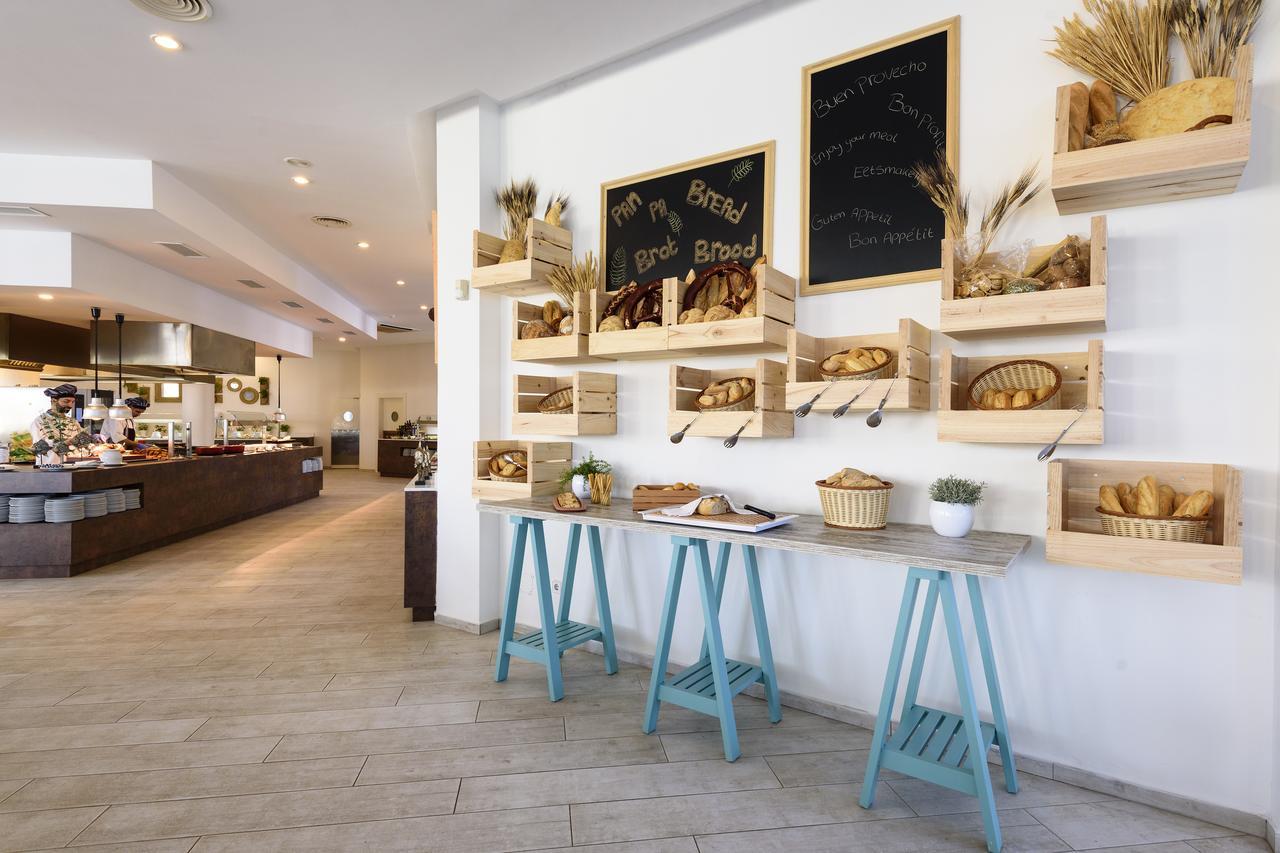 Aparthotel Tropic Garden Santa Eulària des Riu Kültér fotó