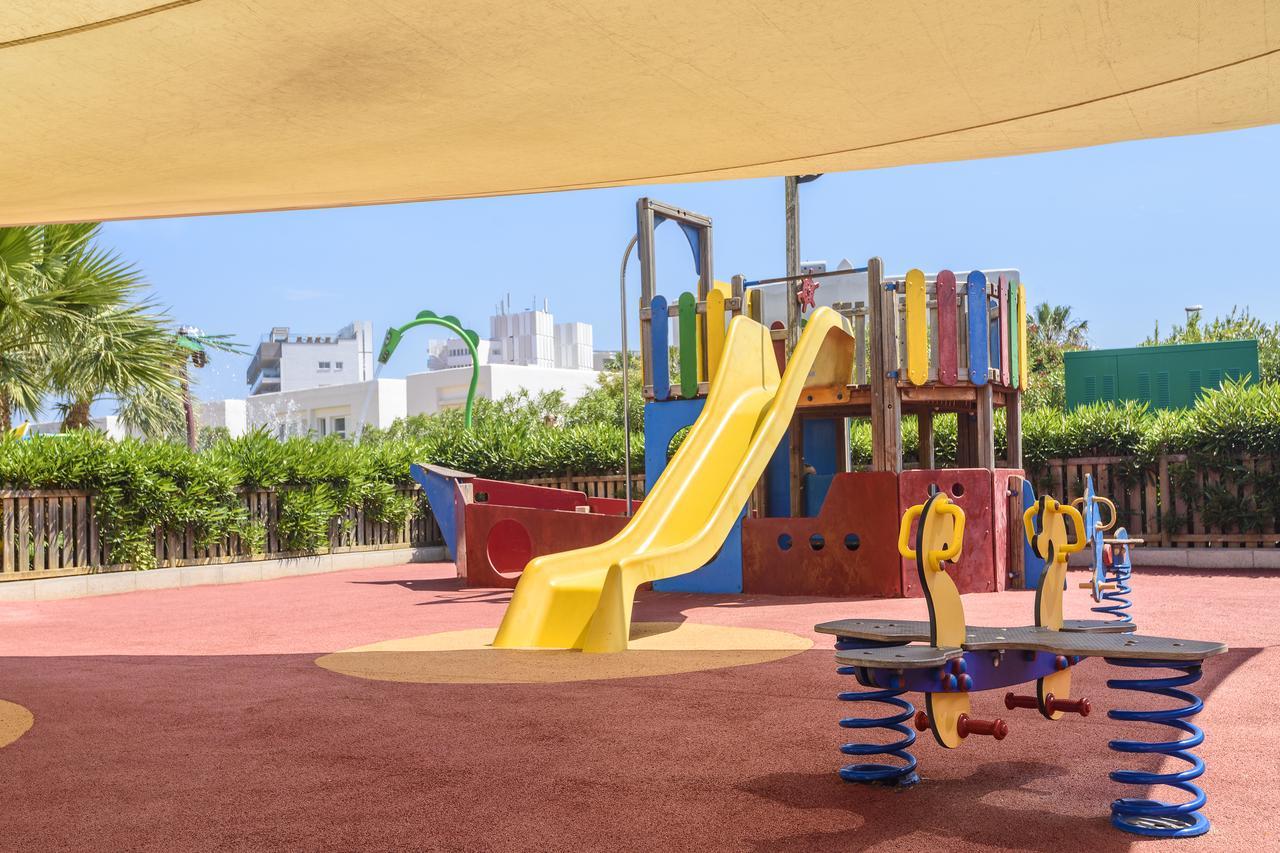Aparthotel Tropic Garden Santa Eulària des Riu Kültér fotó